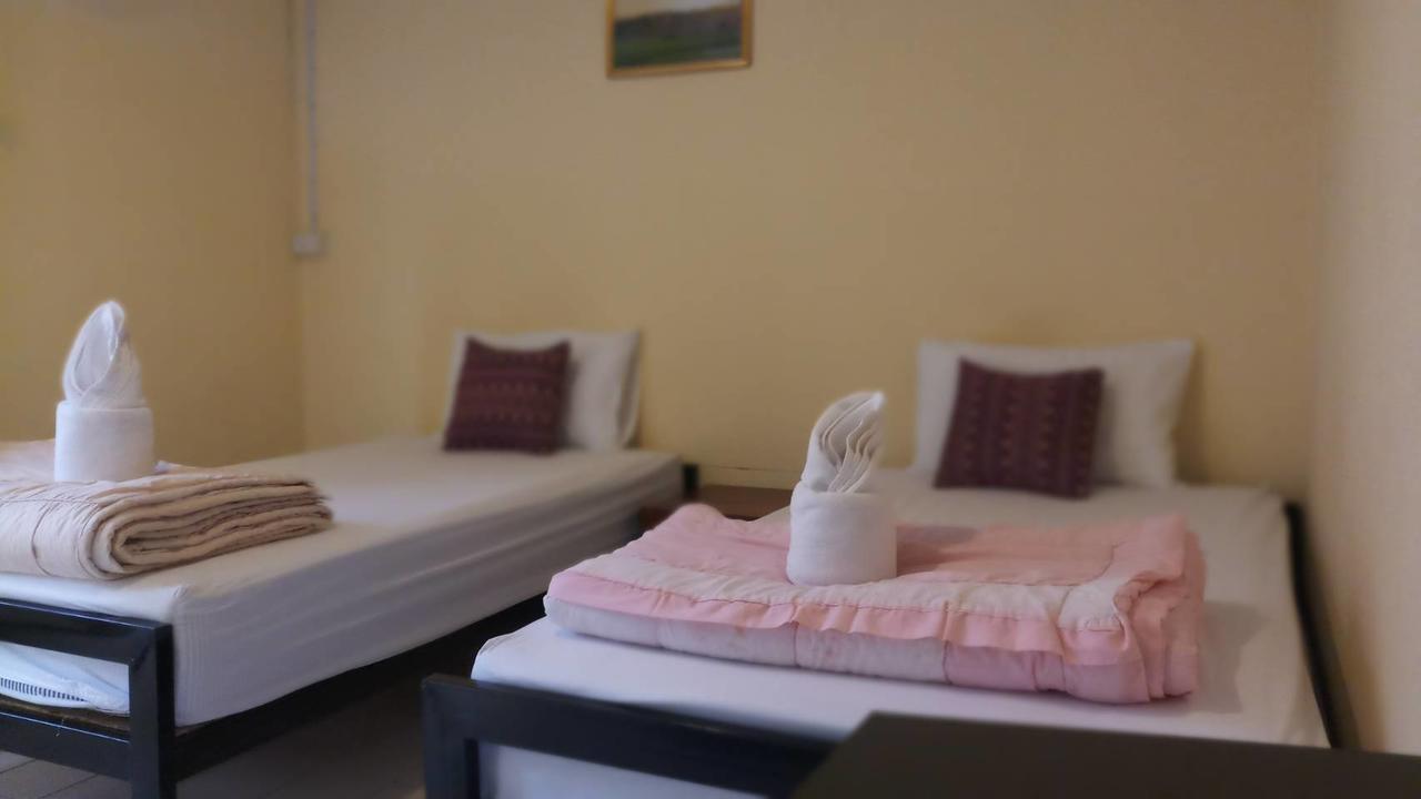 P.L.P Guesthouse - Мехонгсон Екстер'єр фото